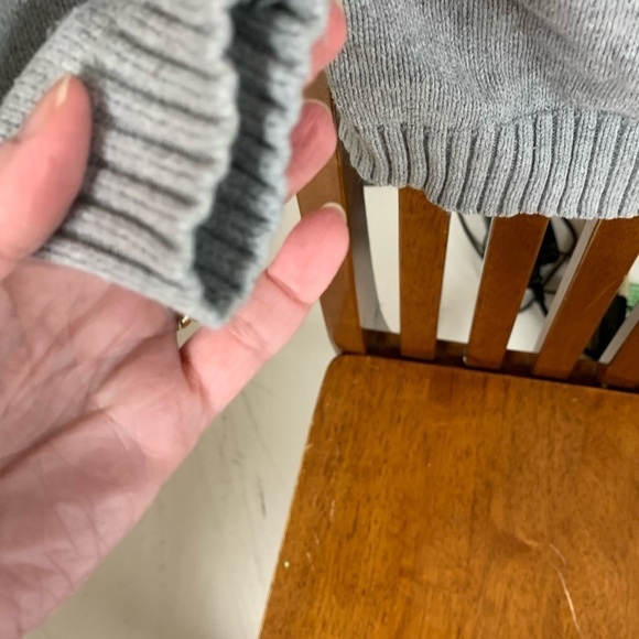 Tommy Hilfiger pullover sweater sm tear decorative elbow patch see pic 9 size2T - Picture 8 of 9